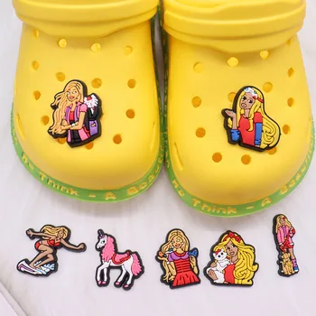 מכירה בודדת 1pcs PVC הנעל קסמי אופנה בחורה בלונדינית לגלוש ביקיני נעל אביזרים גן הנעל קישוט אבזם לילדים מתנה
